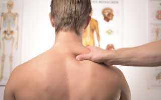 После сна сильно болит спина в области лопаток