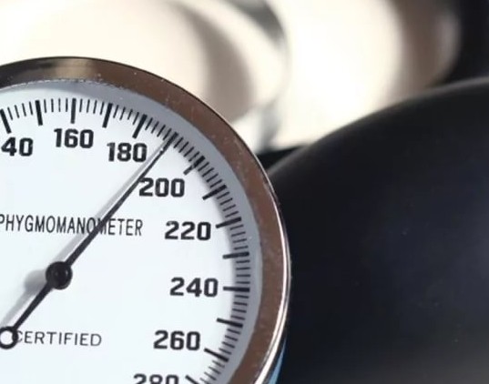 Болит голова в затылке давление