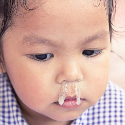 слизь в носу и голова болит