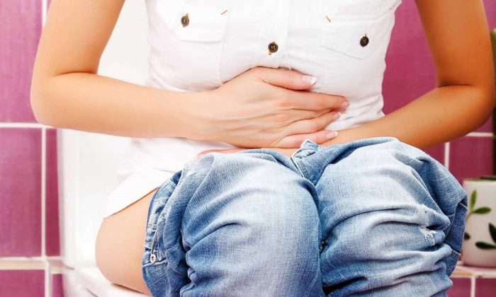 Цистит проявляет себя невыносимыми болями при мочеиспускании